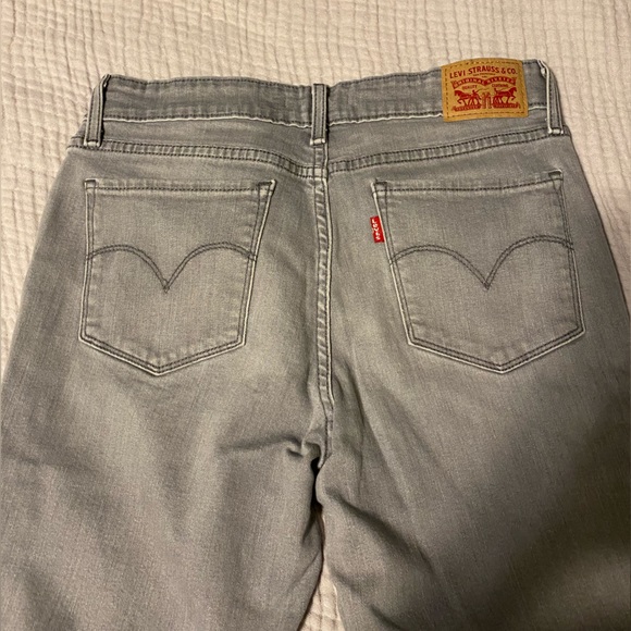 Levi’s 712 Slim - Size 30 - Picture 3 of 3